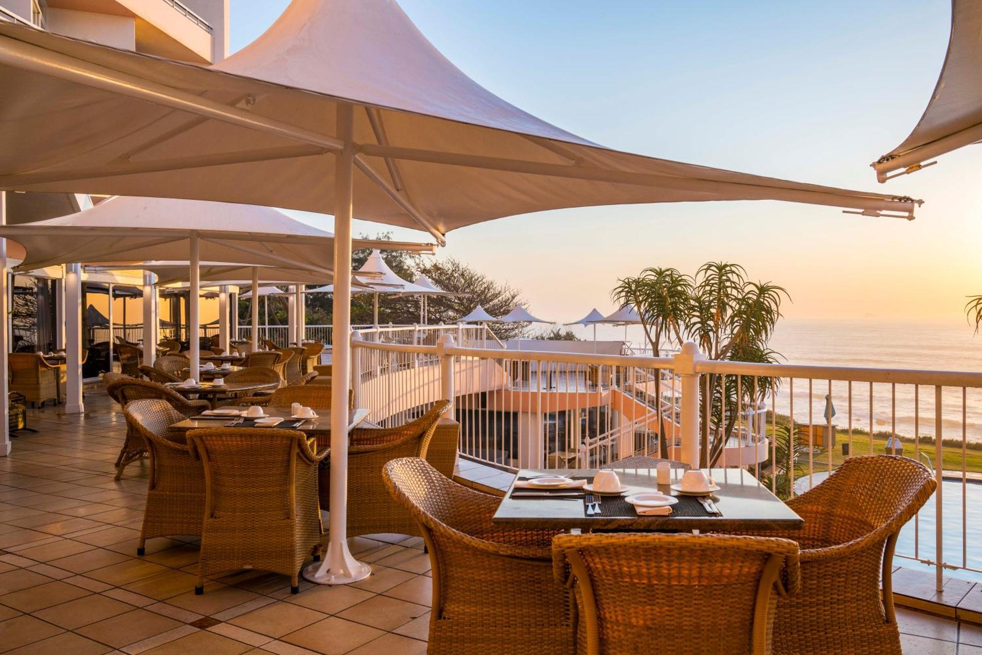 Beverly Hills Durban Bagian luar foto The Oyster Box Hotel