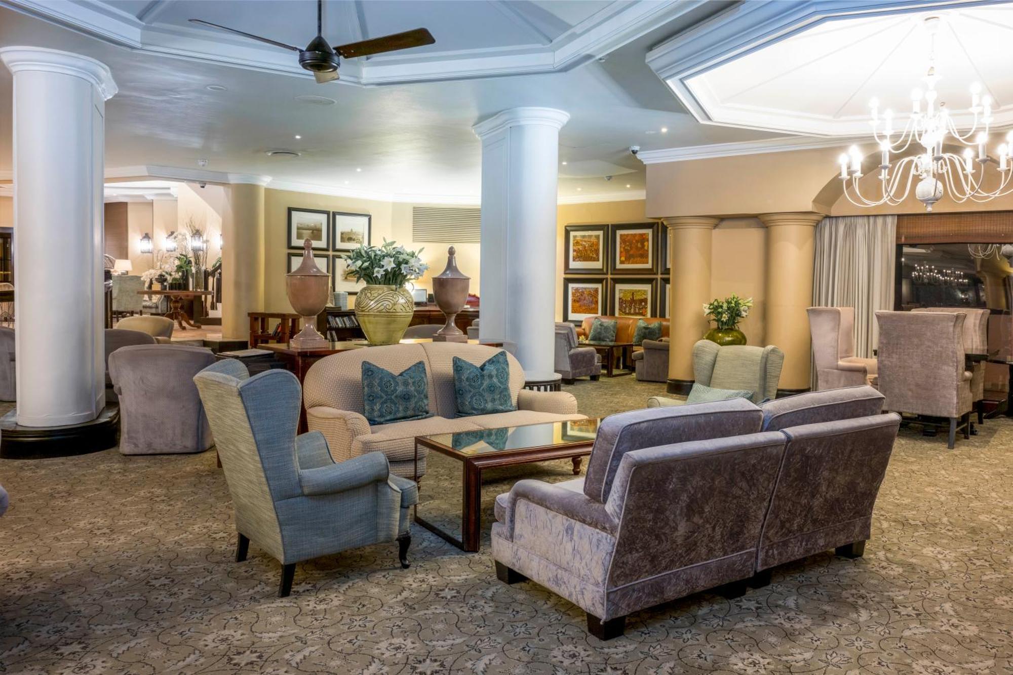 Beverly Hills Durban Bagian luar foto The interior of the hotel